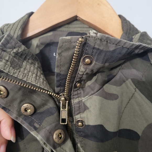 Love Tree Green Camo Full Zip Utility Jacket - Picture 7 of 11